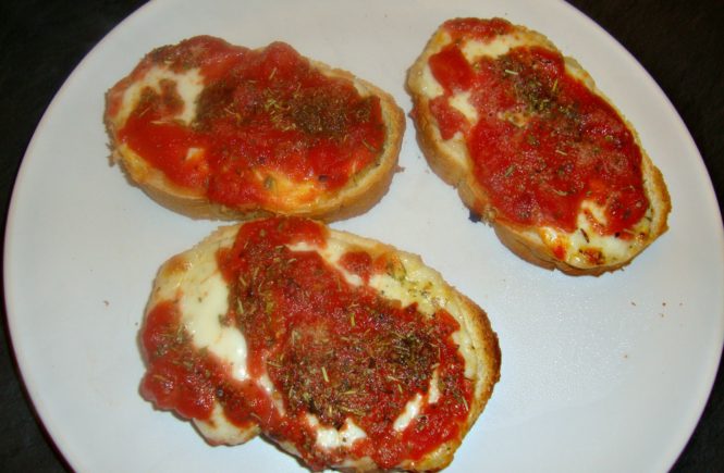 OPEN FACED TOMATO & MOZZARELLA SANDWICHES