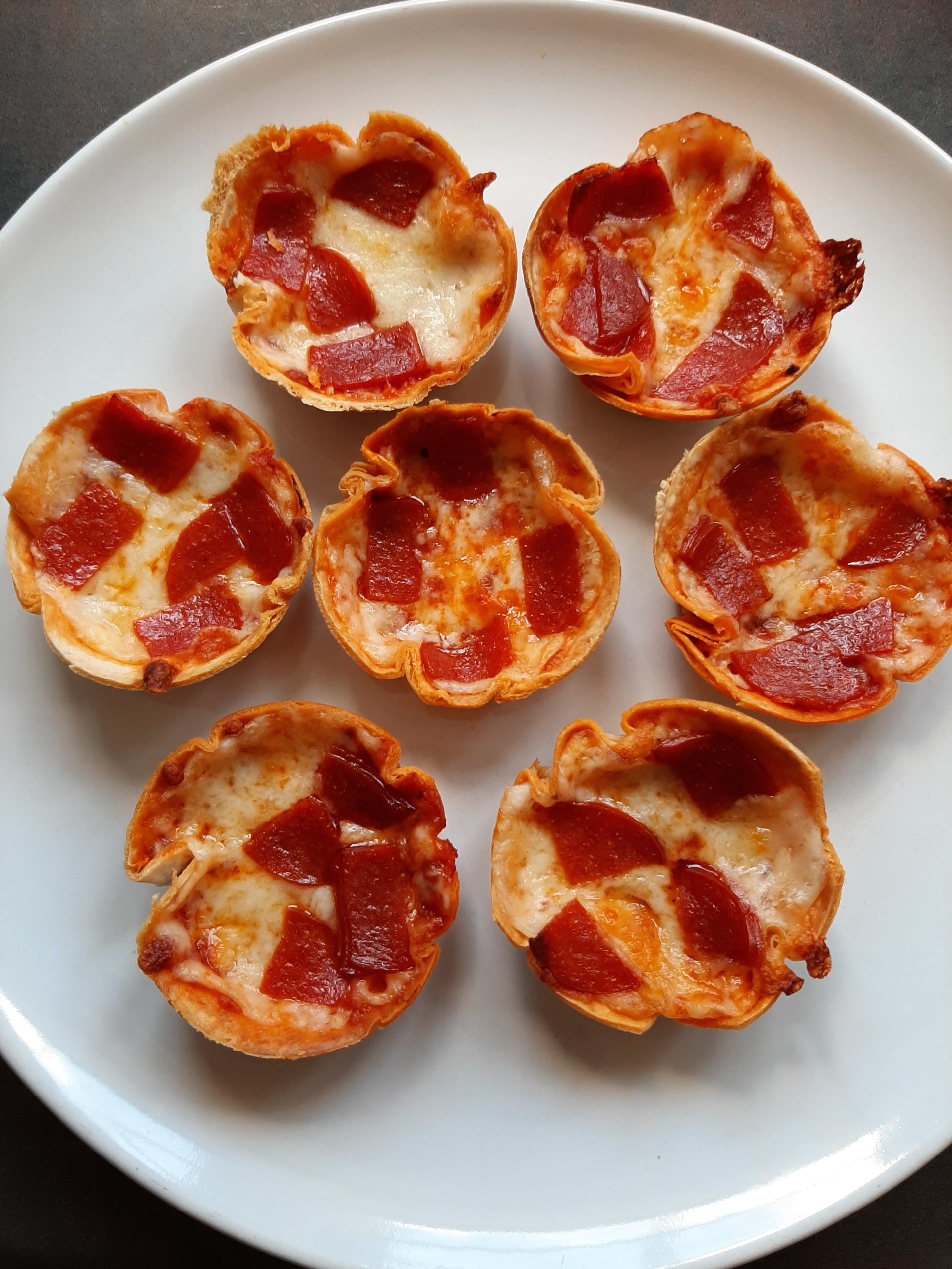 MINI TORTILLA CRUST PIZZAS