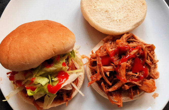 SLOW COOKED DRY RUBBED PULLED PORK SANDWICHES