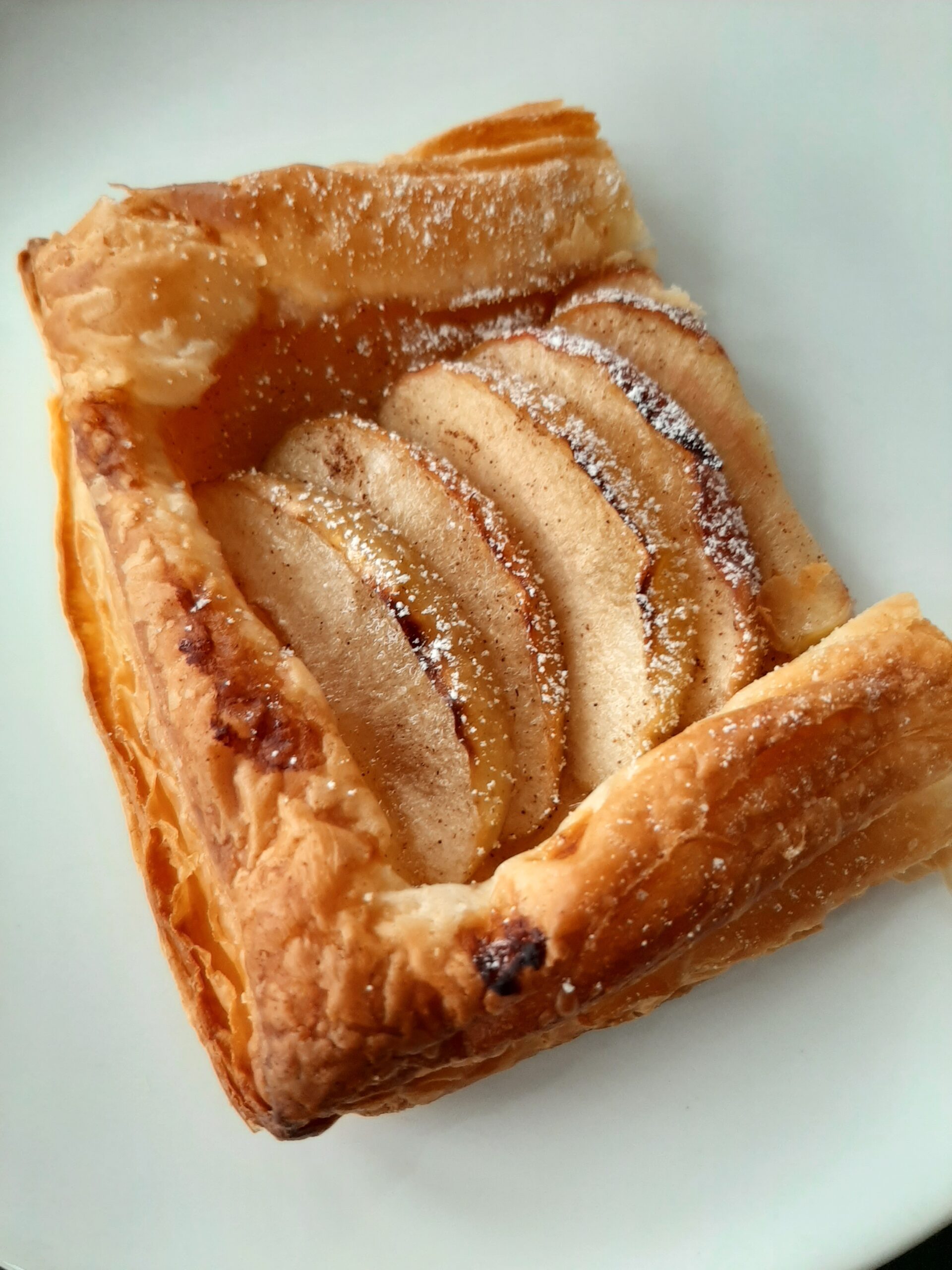 PUFF PASTRY APPLE TART